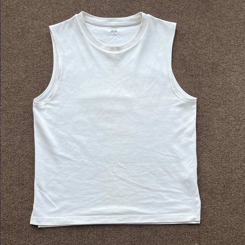 Classic Men's White Sleeveless Tank Top